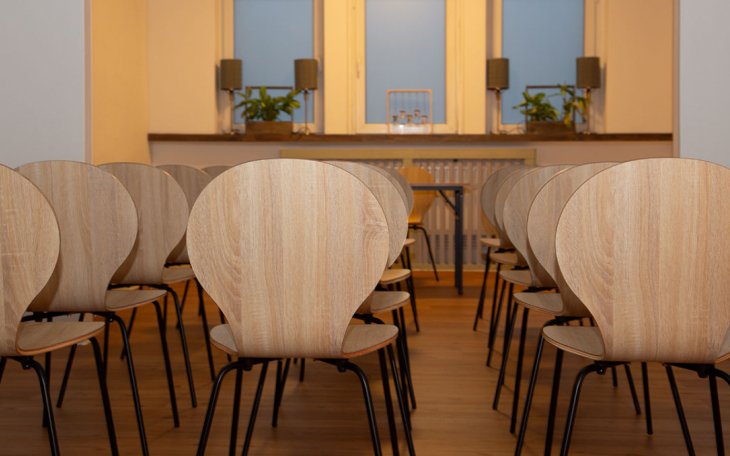 Tante Astrid e.V. Kleiner Seminarraum Köln partyraum.de 1 .jpg