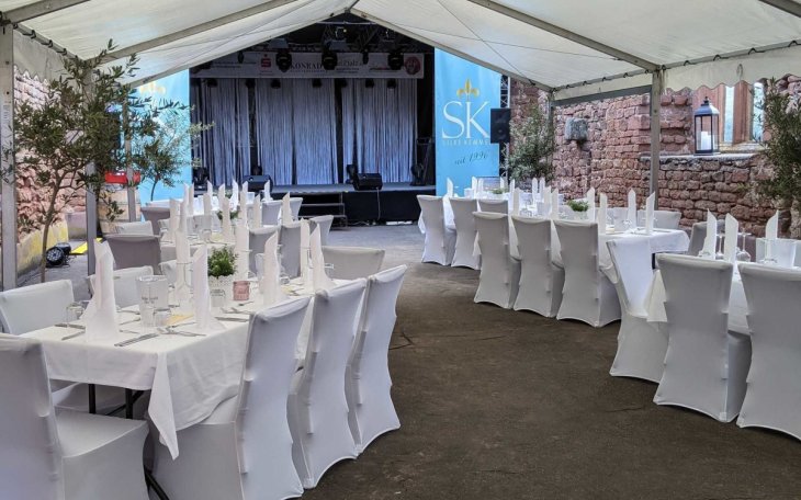 Bad Dürkheim Konrad2 Klosterruine Refektorium partyraum.de 4.jpg