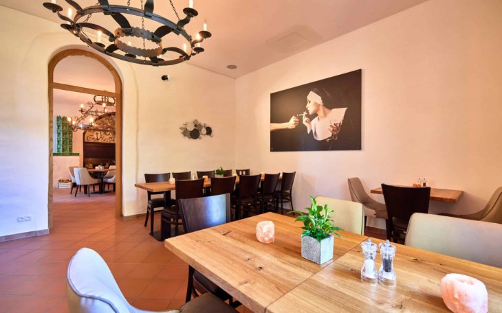 Bad Dürkheim Konrad2 Restaurant Klosterruine Limburg partyraum.d