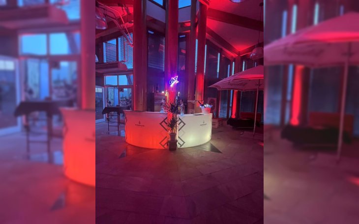 Neuwied Funken Rot Weiss partyraum.de 4.jpg
