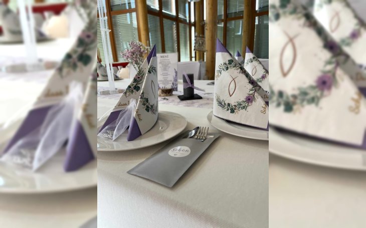 Neuwied Funken Rot Weiss partyraum.de 8.jpg