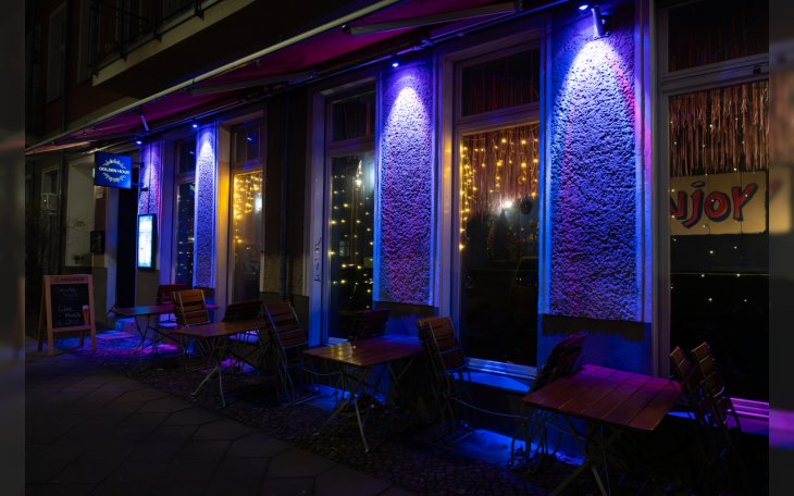 Golden Hour Bar Berlin partyraum.de 5.JPG