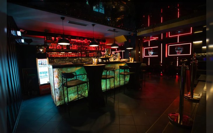 Köln Bariton Lounge partyraum.de 2.jpg
