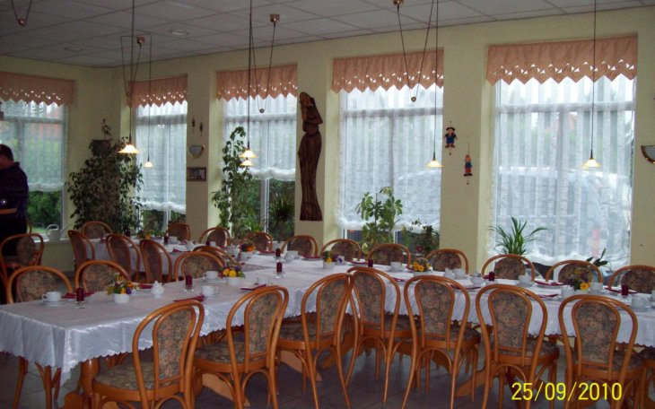 Dresden Partystube Max und Moritz saalvermietung.de 3.jpg