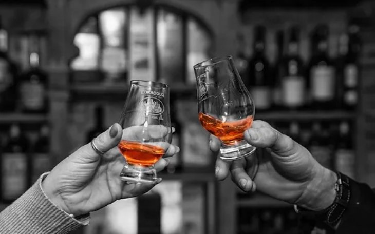 Gewölbe Nauen partyraum.de 4.jpg